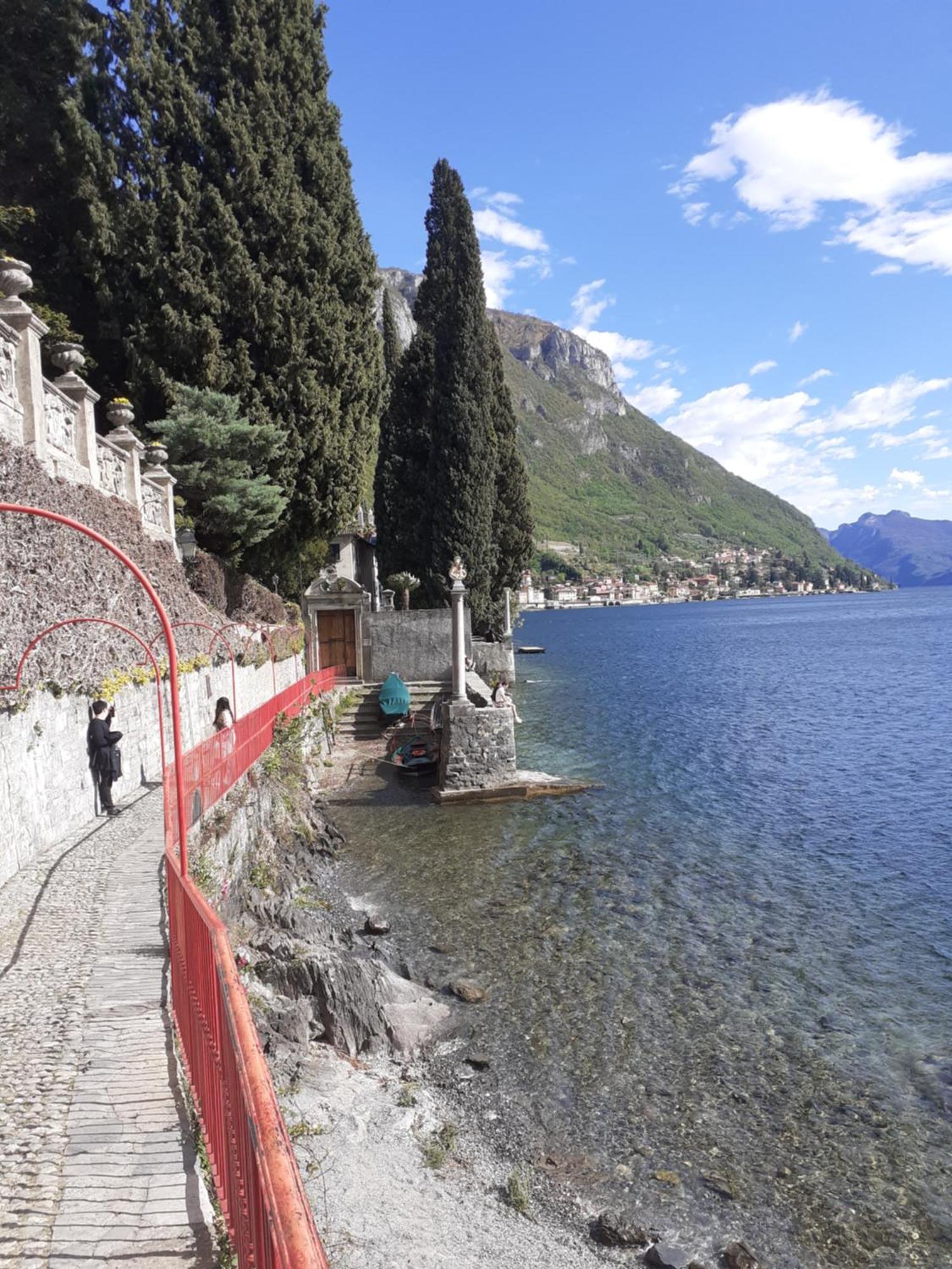 Casa In Riva Al Lago Varenna Kültér fotó